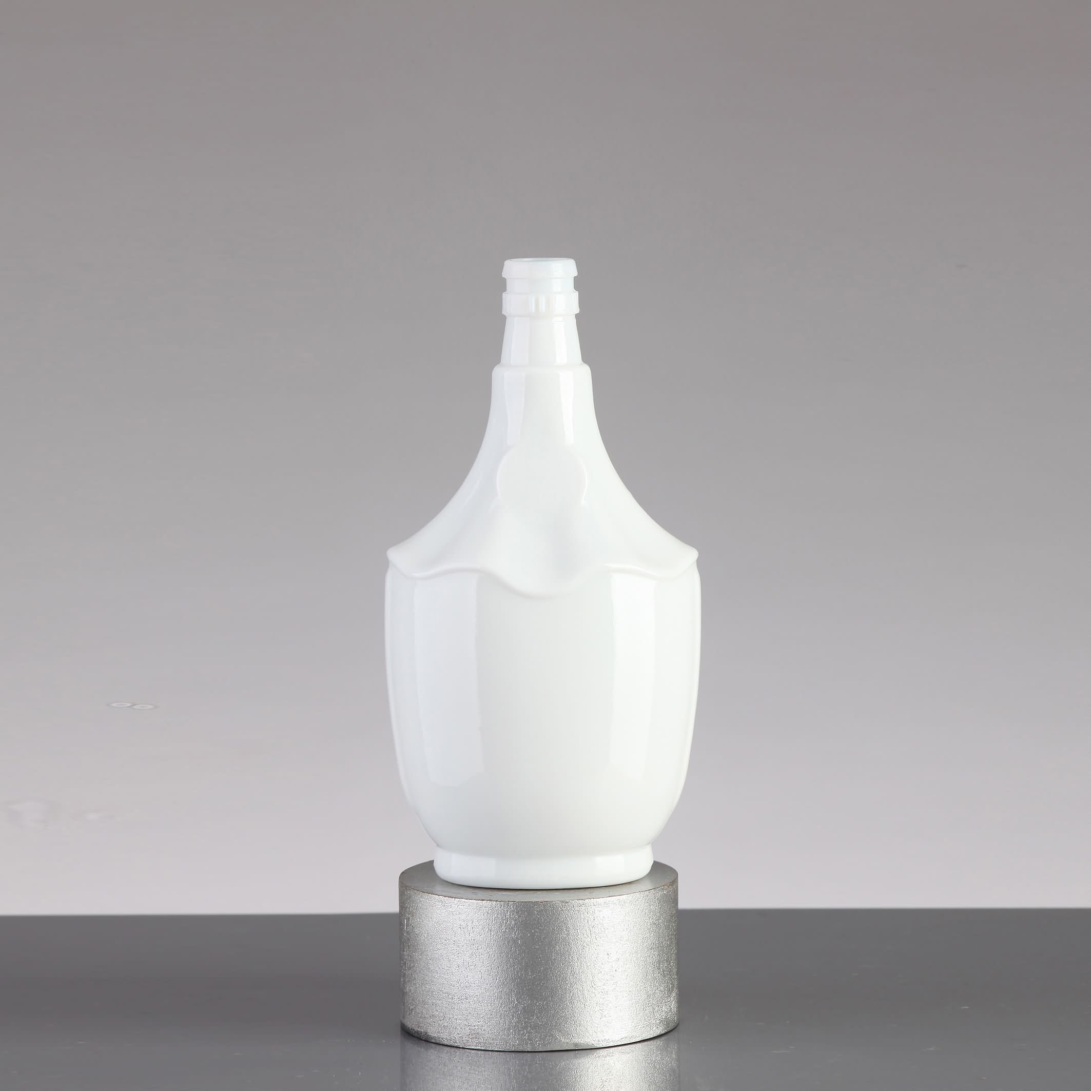 乳白瓶-001  